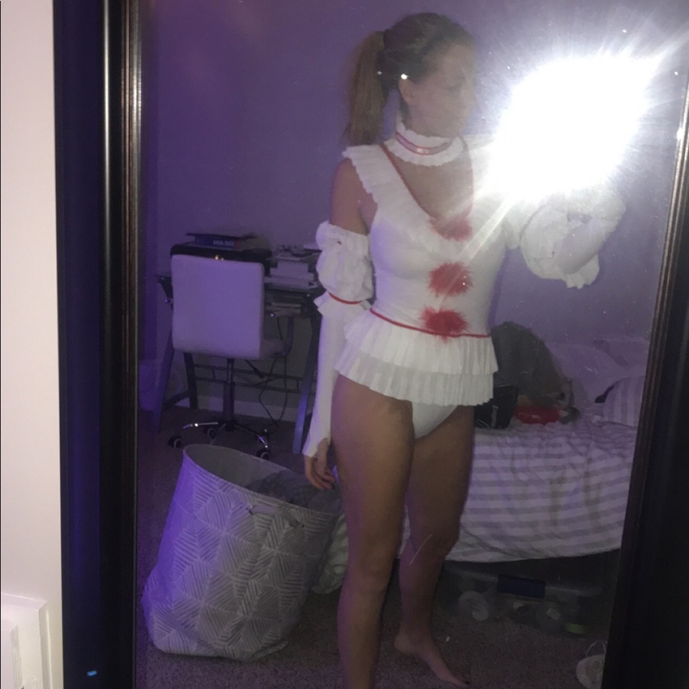 PENNYWISE Halloween costume